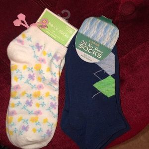 Women’s socks with flowers💐